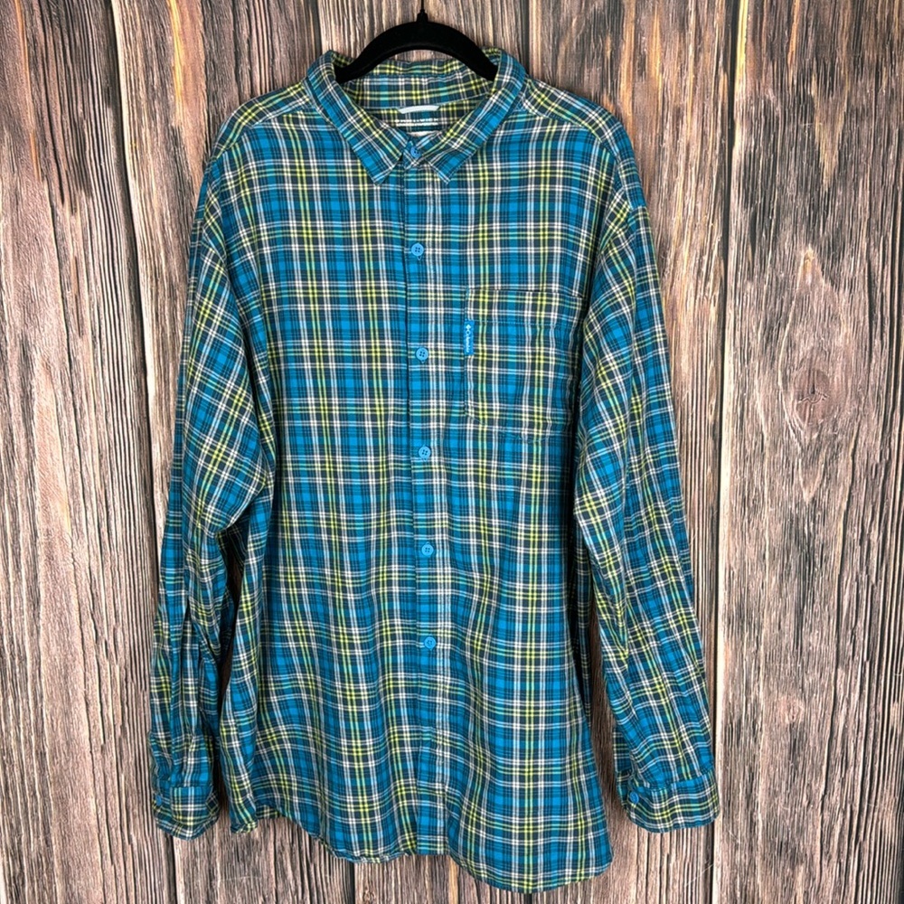 Men’s Columbia Omni-Wick Button Downn Shirt- XXL